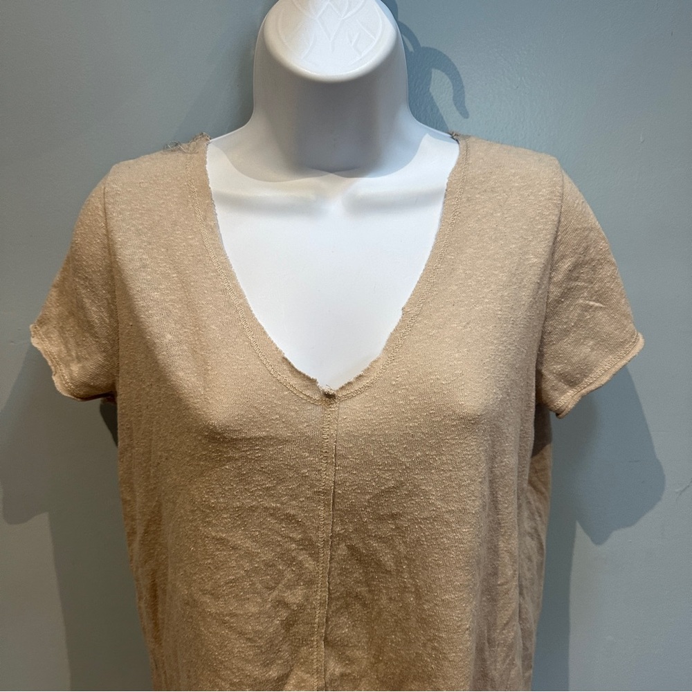PST Project Social T Los Angeles Casual Tan Cream V-Neck Small - Picture 2 of 9
